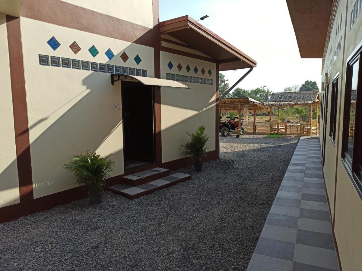 Hotel Touch The Wind à Chaiyaphum Extérieur photo
